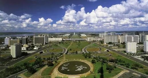 Foto de Brasília divulgação empresa de tradução simultânea